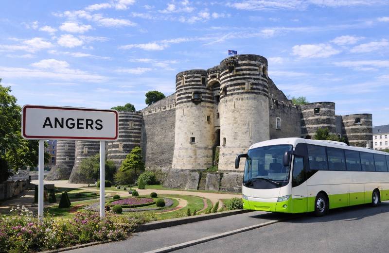 location bus autocar minibus angers